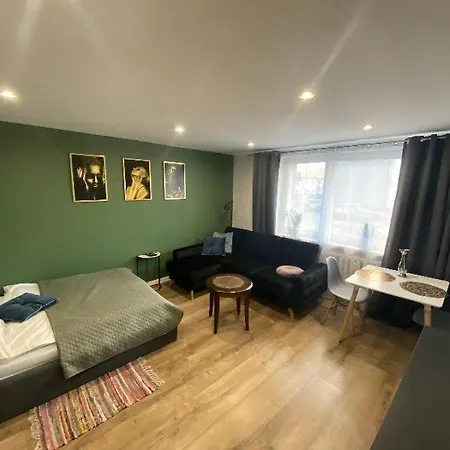 Apartament Blogi Sen- Komfortowy Nocleg W Sercu Bytomia Exterior photo
